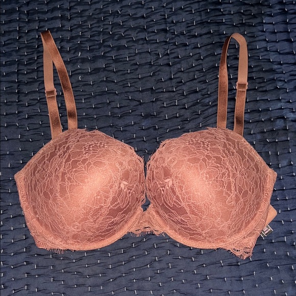 Victoria’s Secret Very Sexy Push Up Bra. 34DDD. Muted Bronze. Like New! - Picture 1 of 3